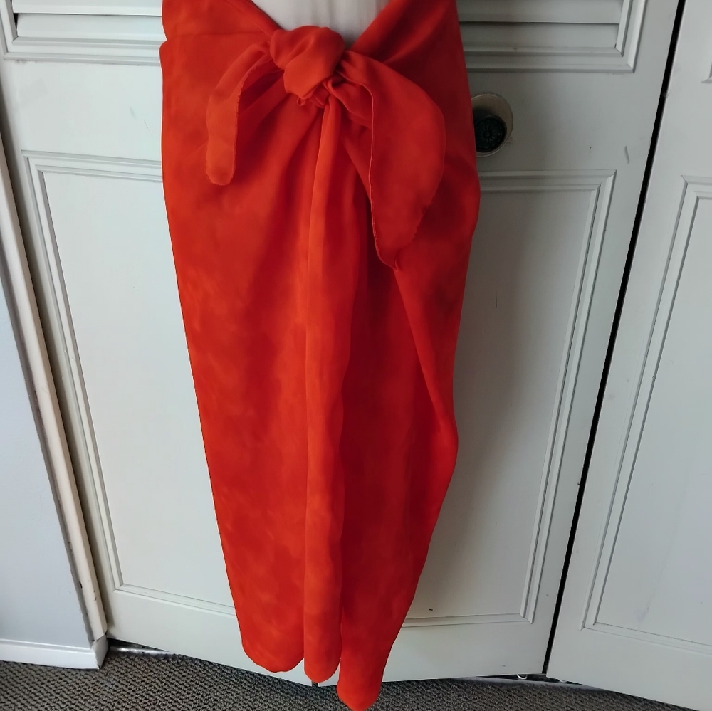 Red sarong